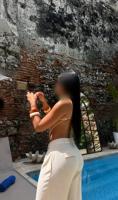 647921321: Chica busca chico en Madrid