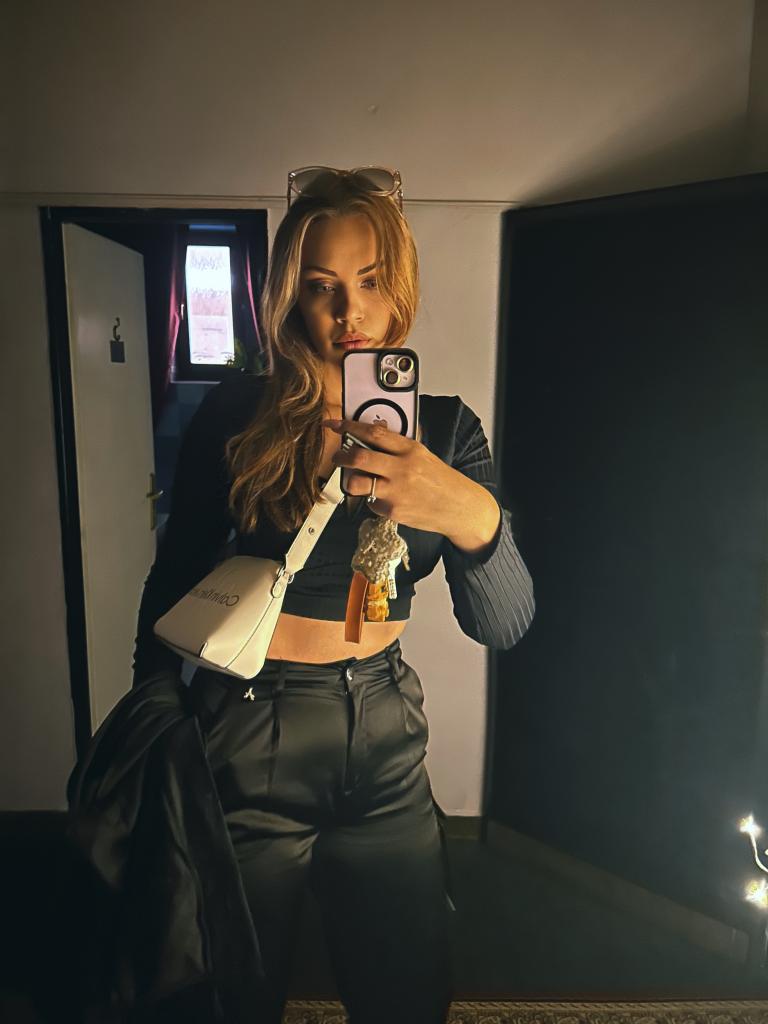 656311973: Chica busca chico en Pontevedra