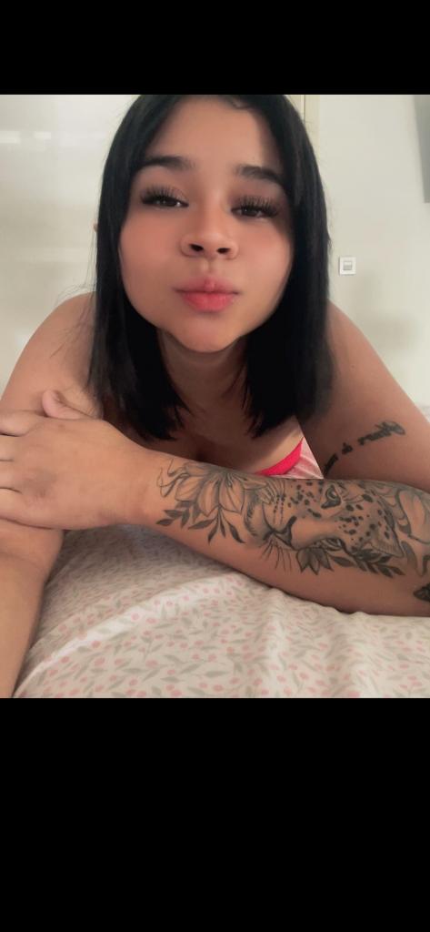 677838310: Chica busca chico en Cádiz