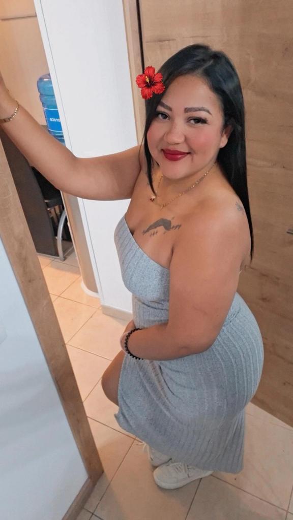 Chica busca chico en Tenerife: 