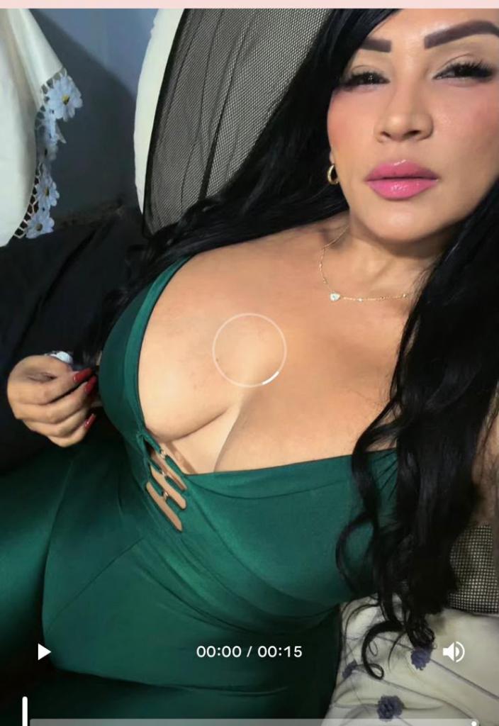 Chica busca chico en Tenerife: 
