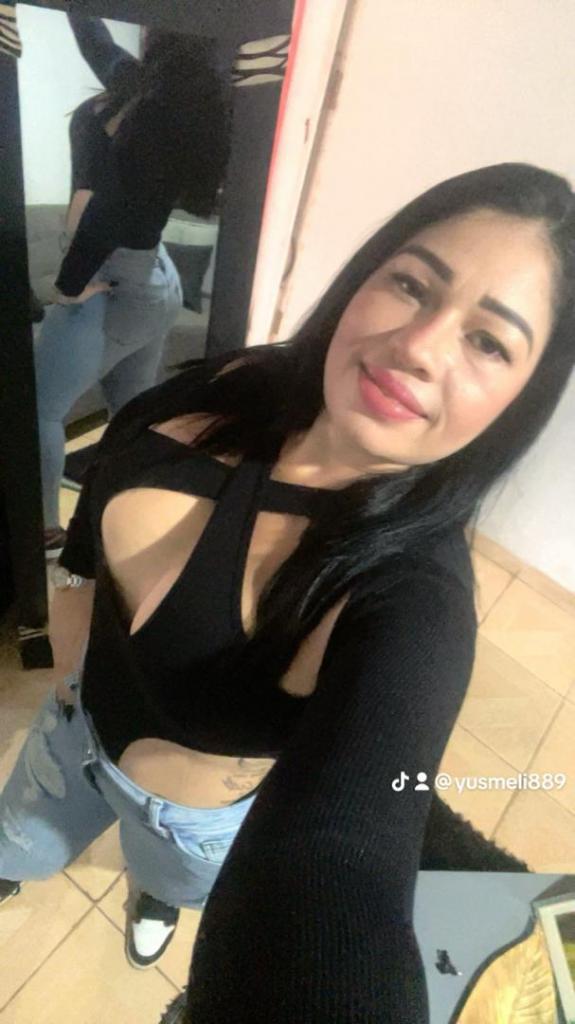 Chica busca chico en Granada: 
