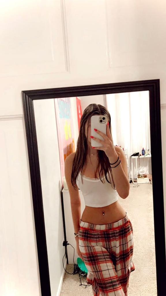 605559208: Chica busca chico en Barcelona
