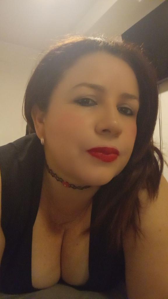 Chica busca chico en Lugo: 