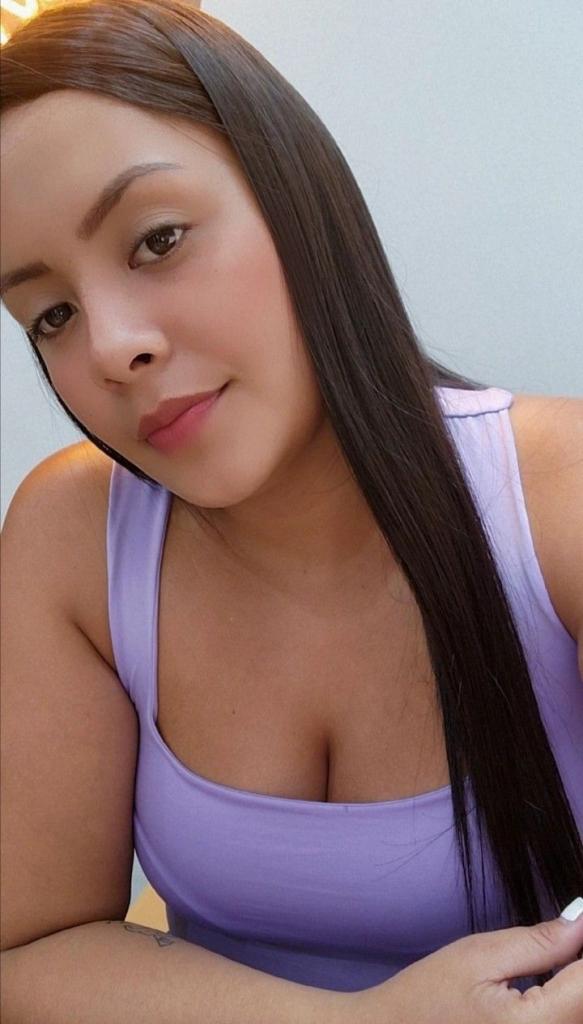 Chica busca chico en Tenerife: 