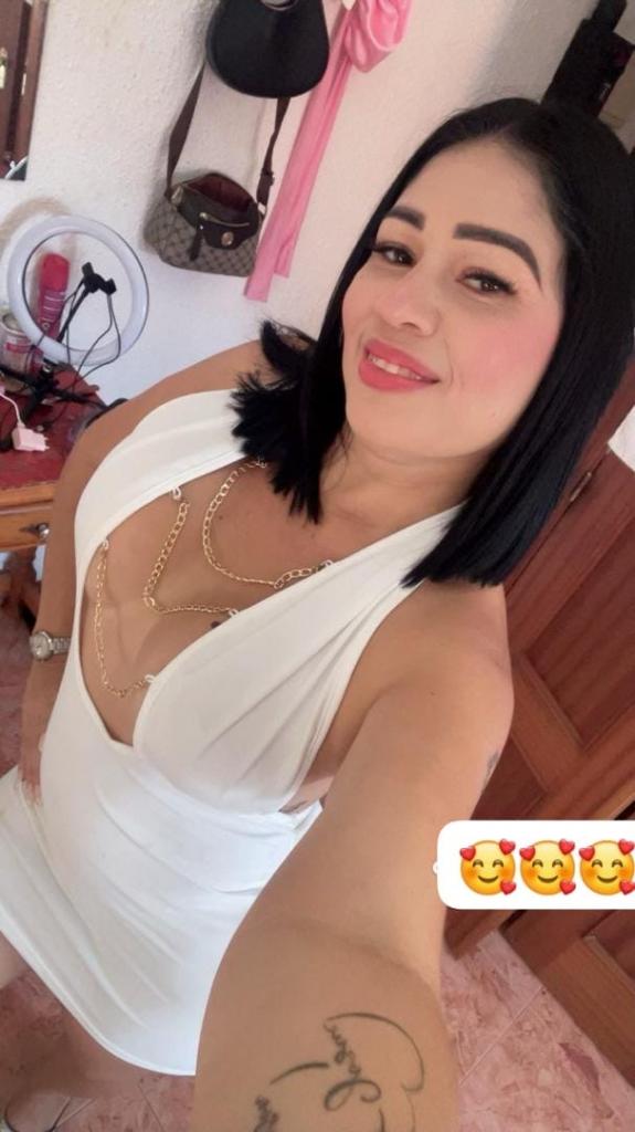 614839430: Chica busca chico en Granada