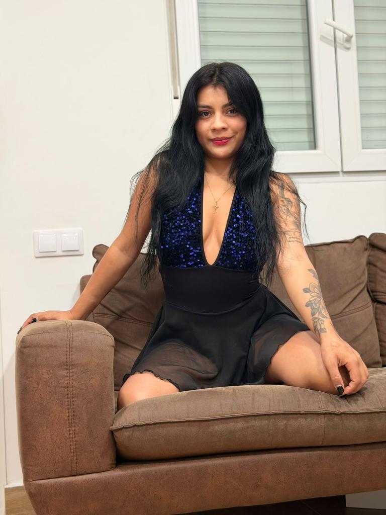 674958711: Chica busca chico en Las Palmas