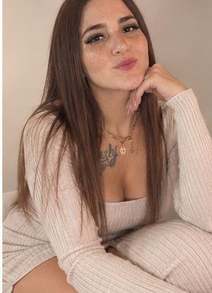666194079: Chica busca chico en Málaga