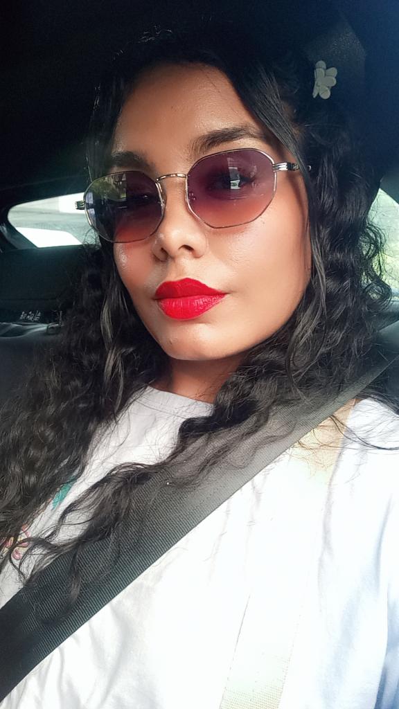 641876007: Chica busca chico en Pontevedra