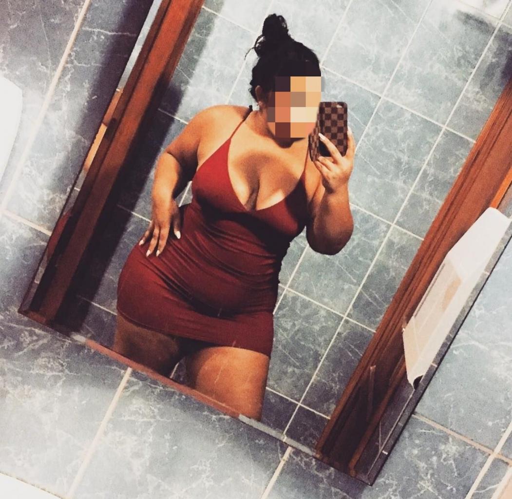 Chica busca chico en Orense: 
