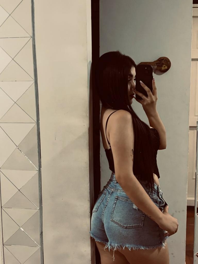 Chica busca chico en Tenerife: 
