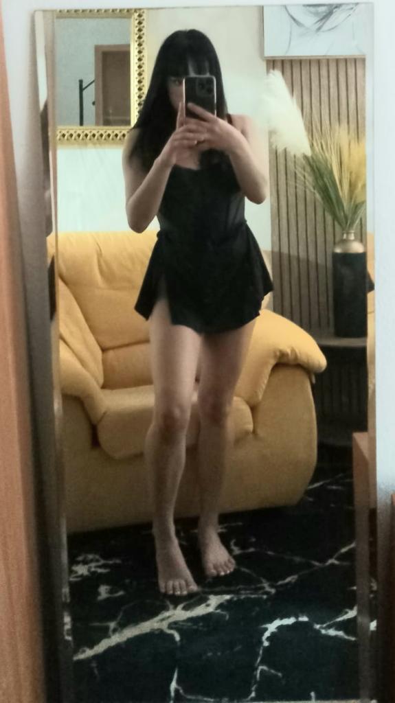 631345451: Chica busca chico en Valencia