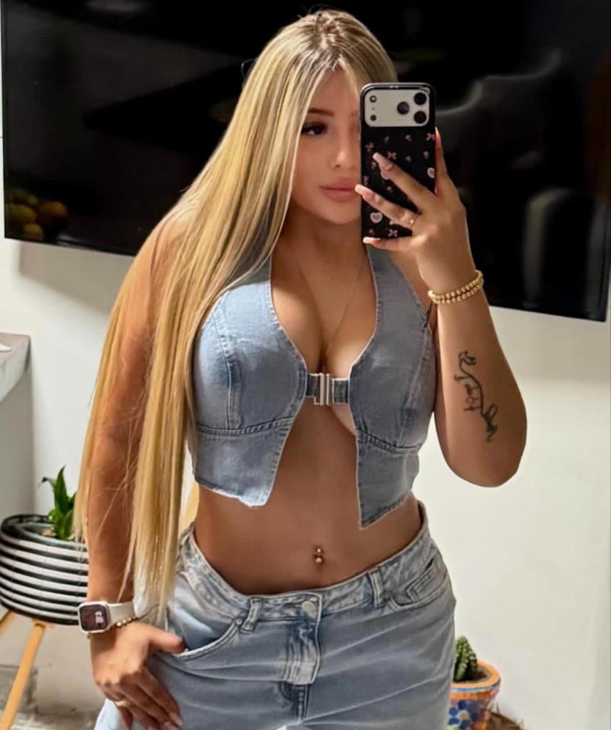 645497003: Chica busca chico en Orense