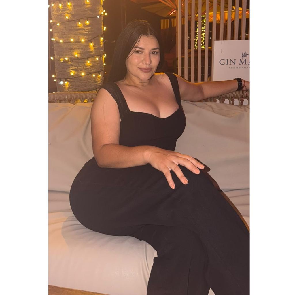 Chica busca chico en Tenerife: 