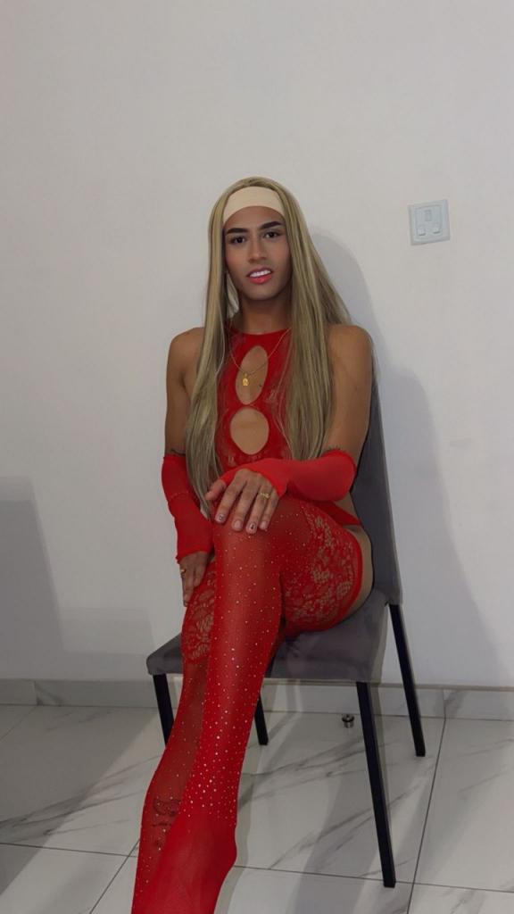 632976123: Chica busca chico en Málaga