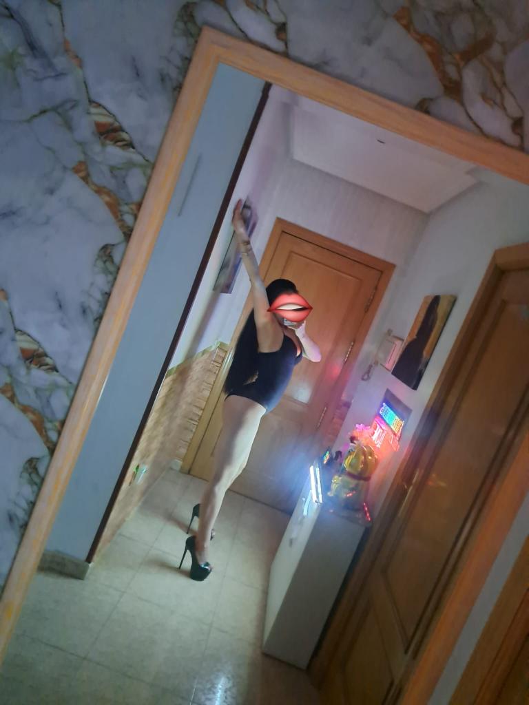 643197308: Chica busca chico en Ciudad Real