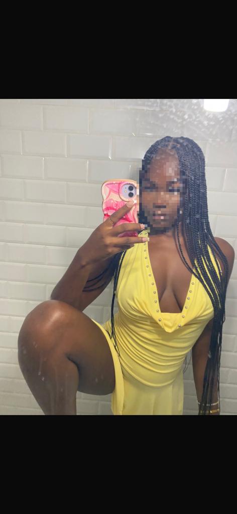 Chica busca chico en Valencia: Chica busca chico