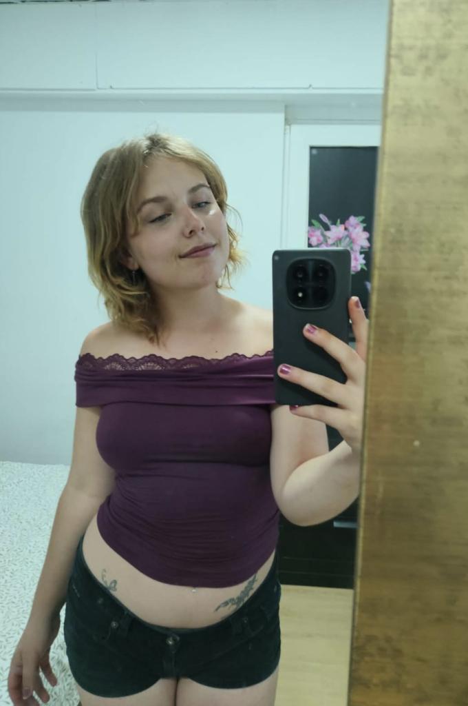 Chica busca chico en Almería: 