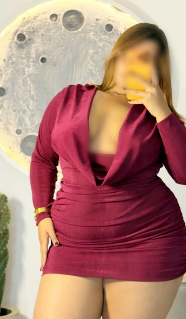 Chica busca chico en Huelva: 