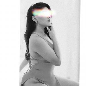 641380590: Chica busca chico en Ibiza