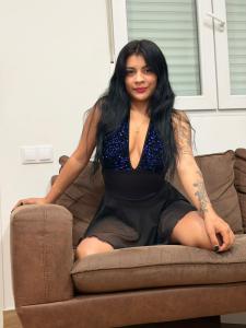 674958711: Chica busca chico en Las Palmas