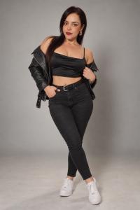 692622837: Chica busca chico en Cantabria