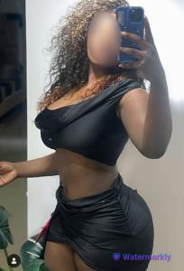 600252313: Chica busca chico en Sevilla