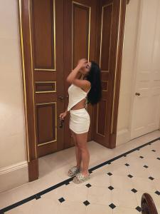 674688990: Chica busca chico en Málaga
