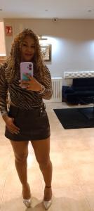613992410: Chica busca chico en Málaga