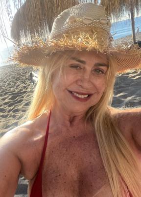 663652284: Chica busca chico en Navarra