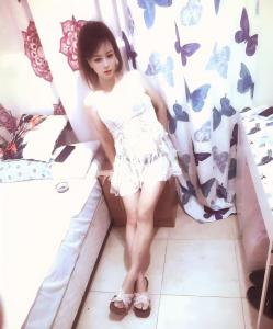 641368570: Chica busca chico en Madrid