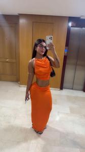 647263661: Chica busca chico en Barcelona