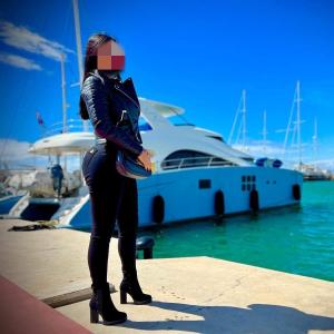 685195497: Chica busca chico en Granada