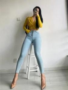 623568227: Chica busca chico en Madrid