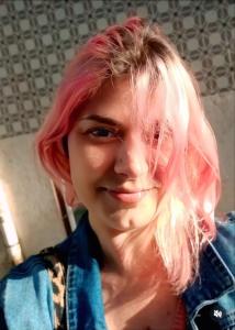 617688313: Chica busca chico en Tarragona