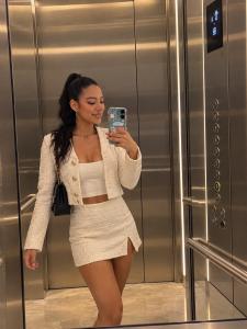 613903442: Chica busca chico en Madrid