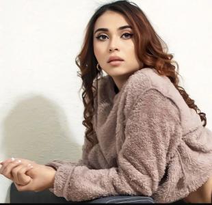 632165553: Chica busca chico en Barcelona