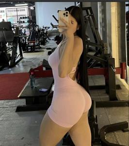 670354482: Chica busca chico en Burgos