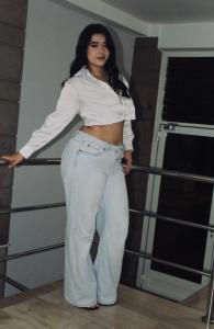 647163074: Chica busca chico en Málaga