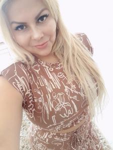 631317514: Chica busca chico en Murcia