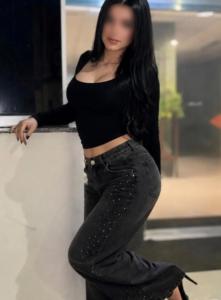 661944401: Chica busca chico en Málaga