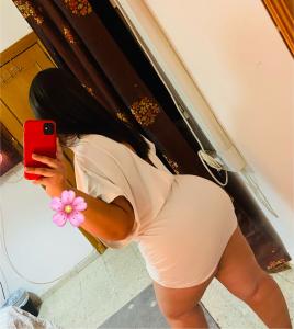 664334712: Chica busca chico en Málaga