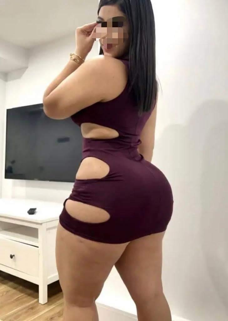 Chica busca chico en Almería: 