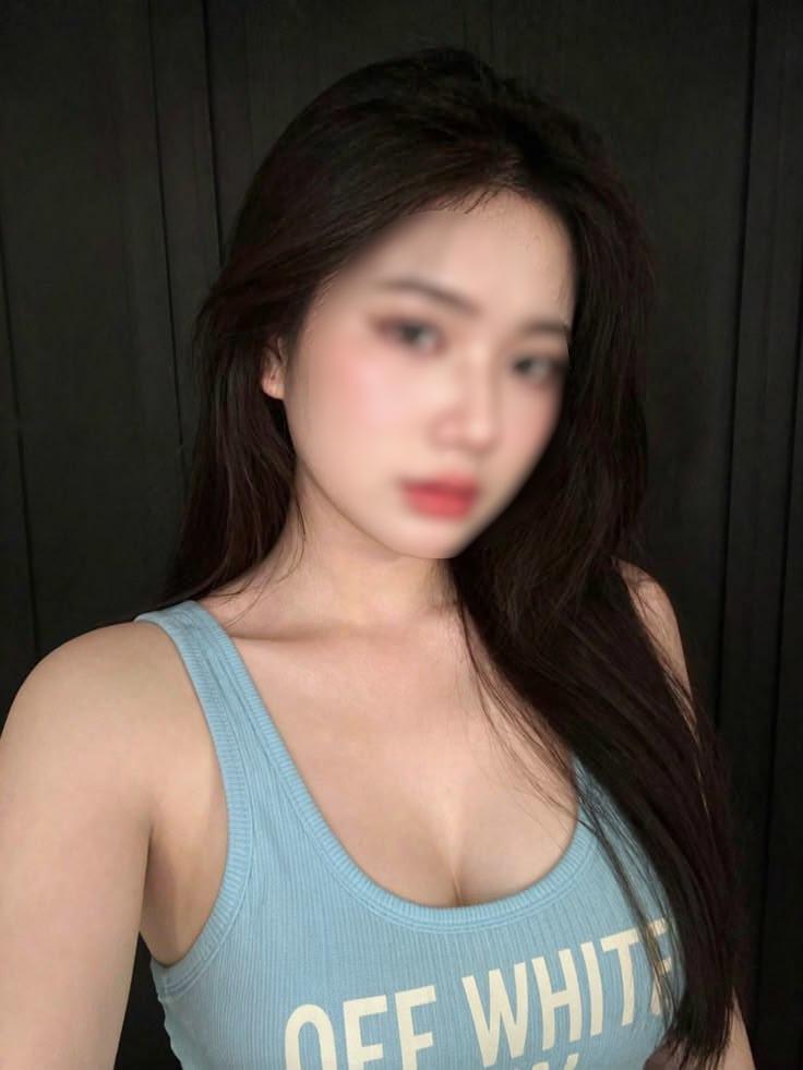 691665546: Chica busca chico en Barcelona