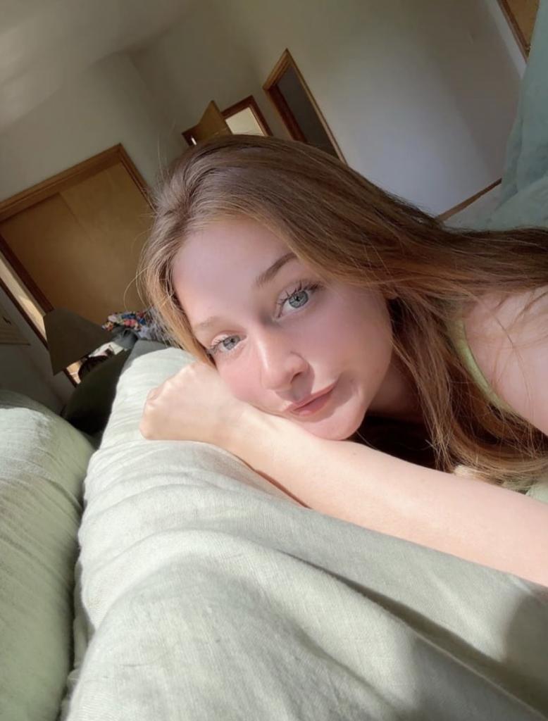 745092440: Chica busca chico en Alicante