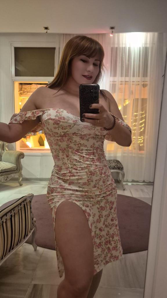 Chica busca chico en Cádiz: 