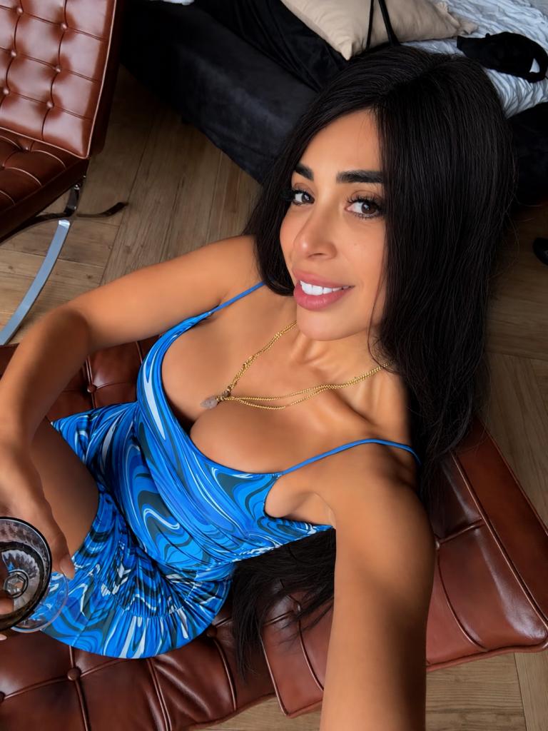 665719926: Chica busca chico en Lérida