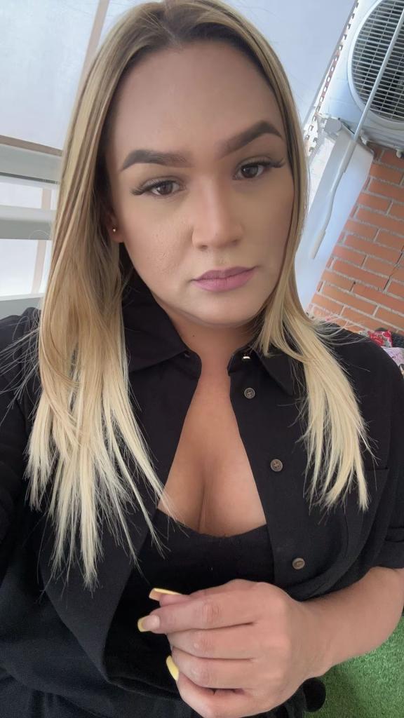 631865550: Travesti en Barcelona