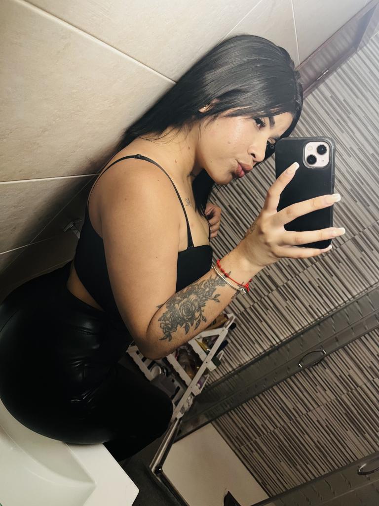 674636408: Chica busca chico en Tarragona