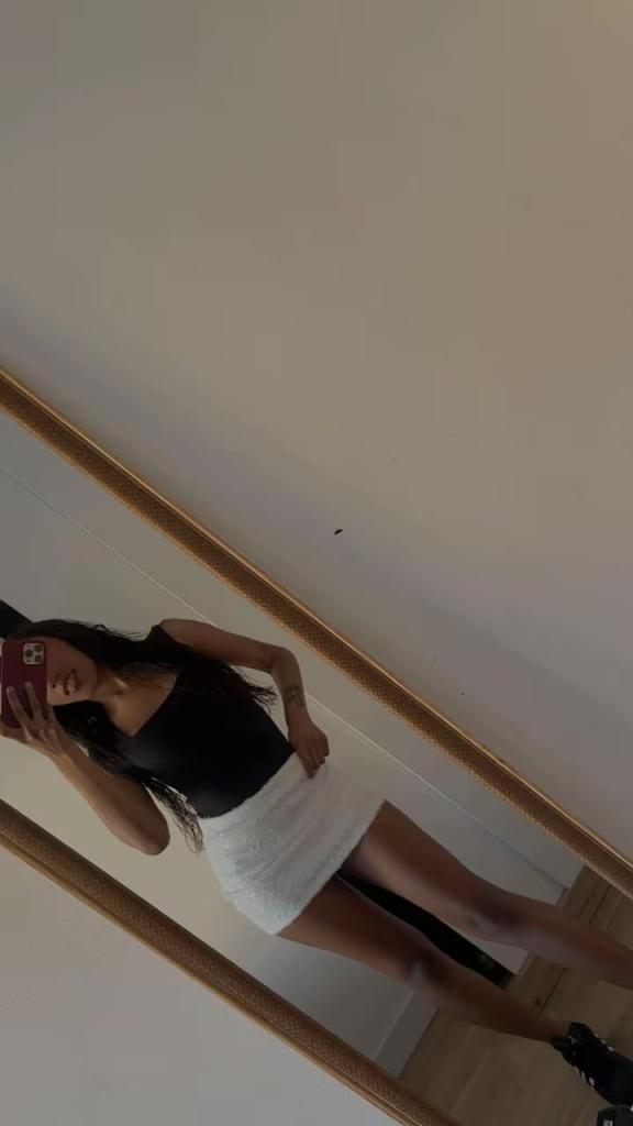 626367466: Chica busca chico en Sevilla